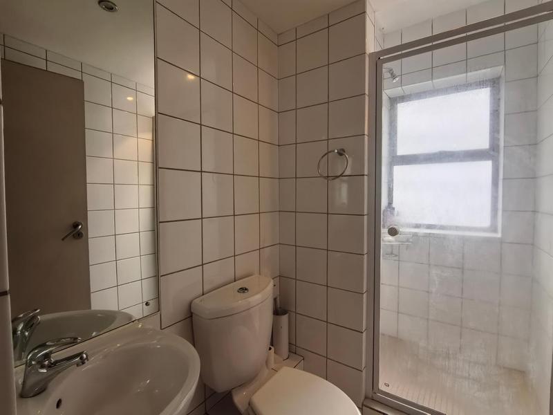 To Let 1 Bedroom Property for Rent in Claremont Upper Western Cape